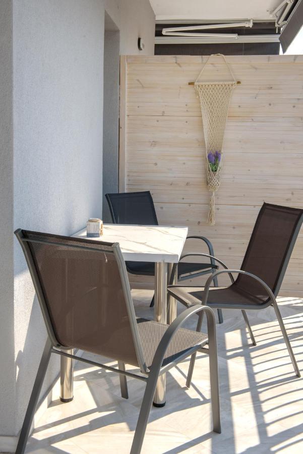 Xd Central Apartments Ierissos Dış mekan fotoğraf