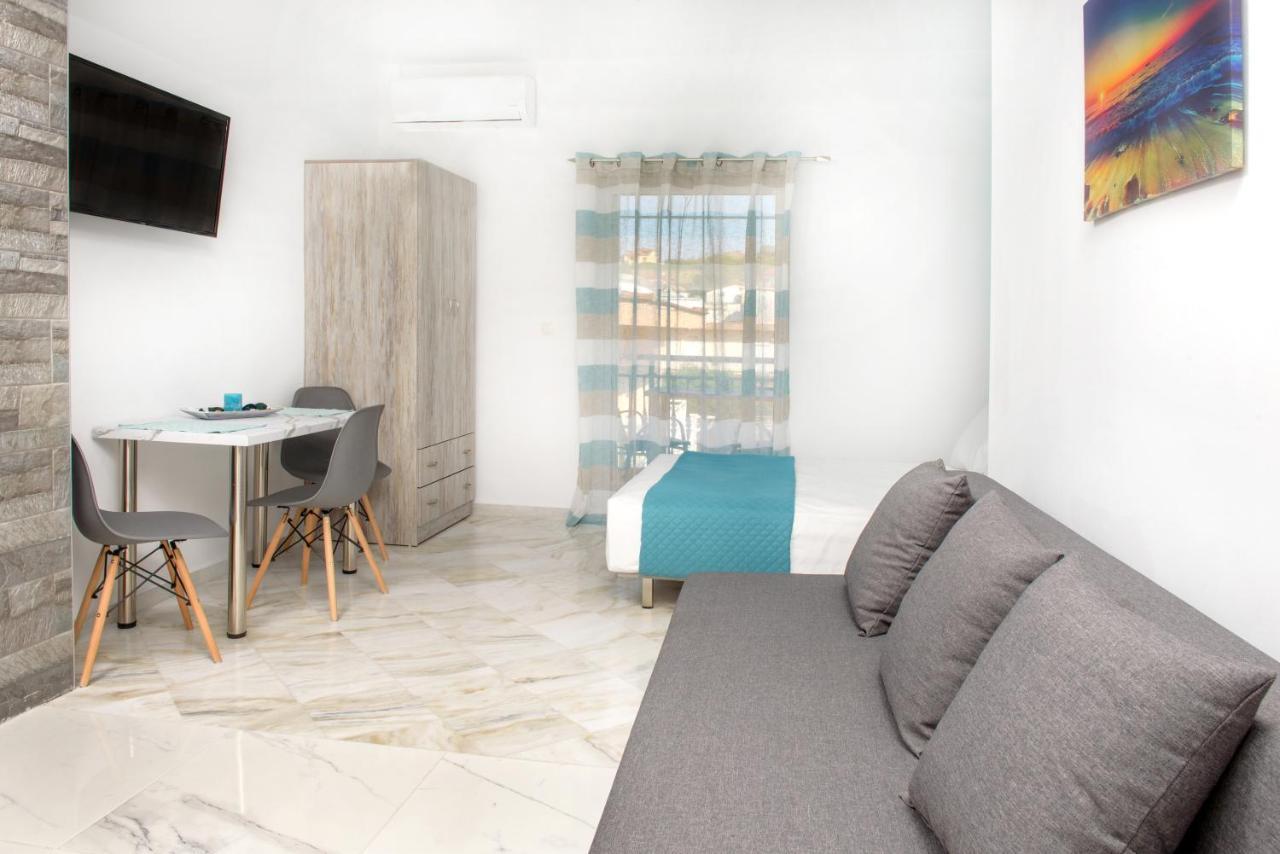 Xd Central Apartments Ierissos Dış mekan fotoğraf