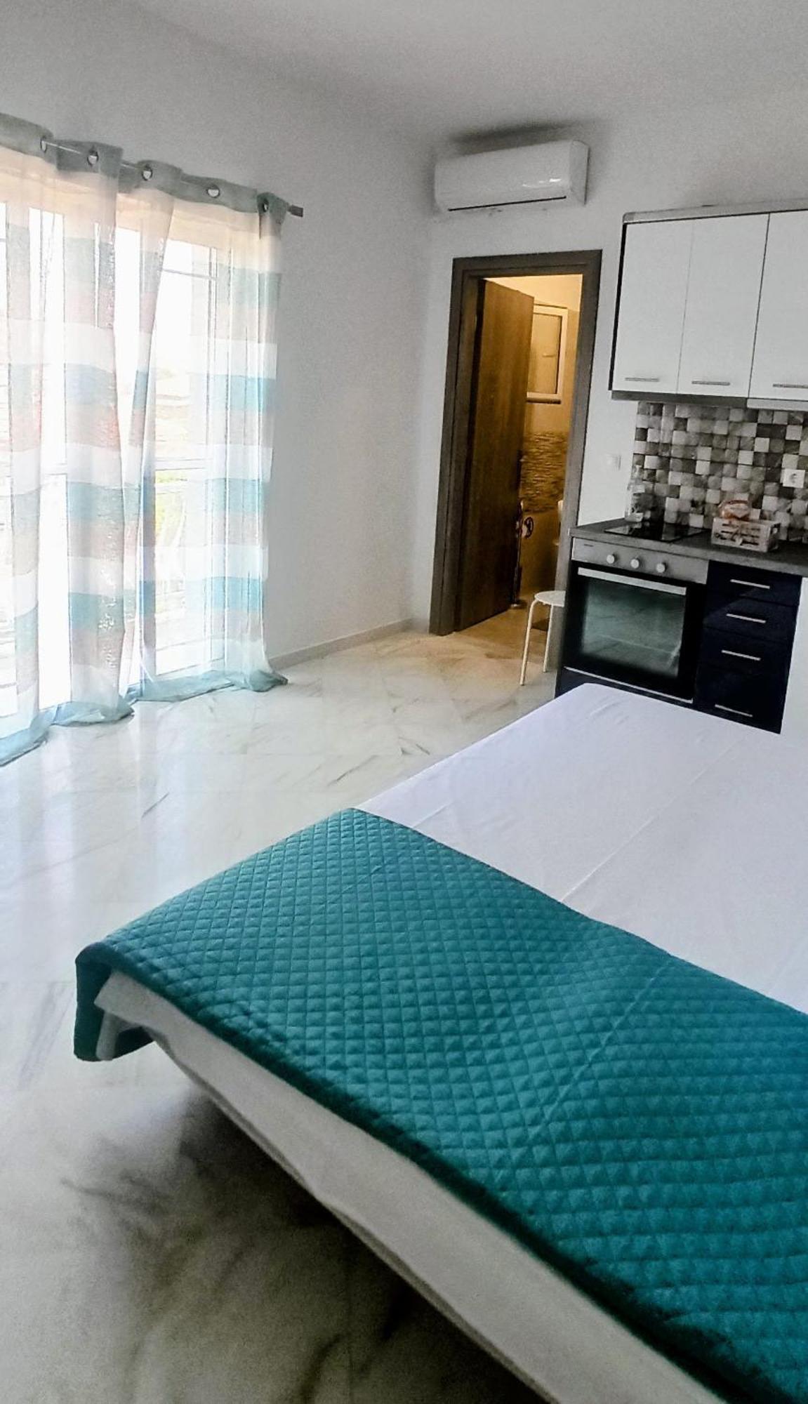 Xd Central Apartments Ierissos Dış mekan fotoğraf
